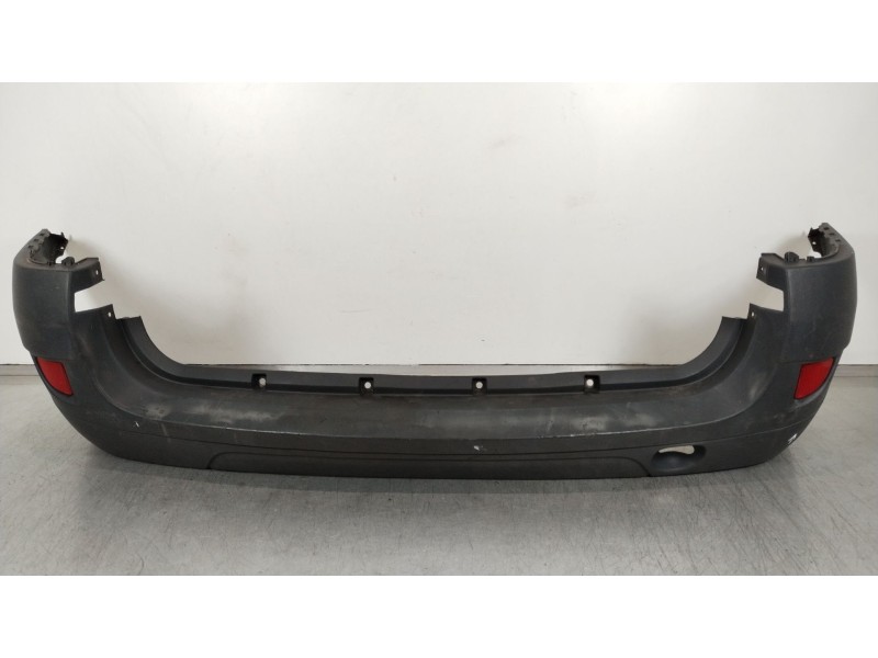 Recambio de paragolpes trasero para dacia logan express ambiance referencia OEM IAM 8200413933  