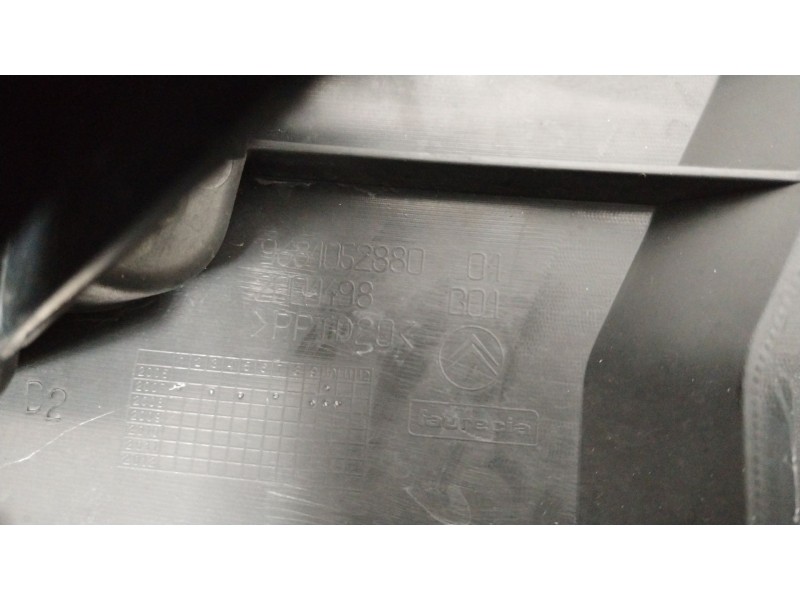 Recambio de paragolpes delantero para citroën c5 iii (rd_) 2.2 hdi (rd4hth) referencia OEM IAM 9681052477  