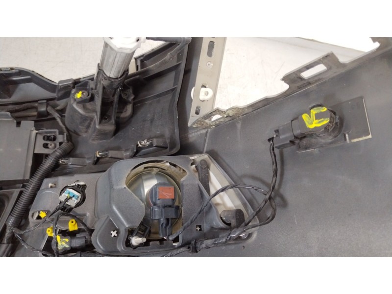 Recambio de paragolpes delantero para citroën c5 iii (rd_) 2.2 hdi (rd4hth) referencia OEM IAM 9681052477  