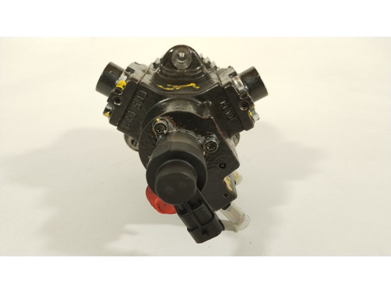 Recambio de bomba inyeccion para opel astra h (a04) 1.9 cdti (l48) referencia OEM IAM 55193731  0445010097