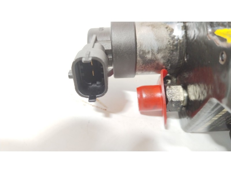 Recambio de bomba inyeccion para opel astra h (a04) 1.9 cdti (l48) referencia OEM IAM 55193731  0445010097