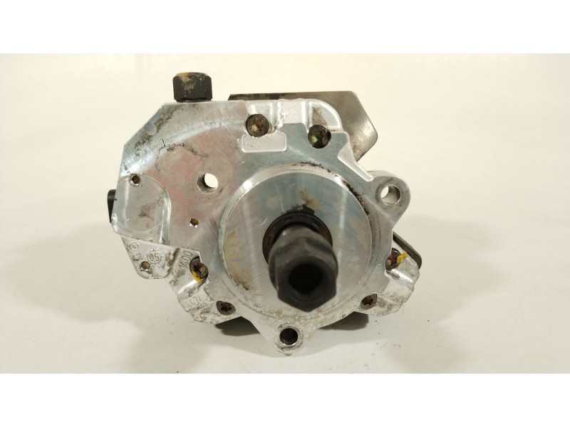 Recambio de bomba inyeccion para bmw 3 (e90) 320 d referencia OEM IAM 7788670  0445010045