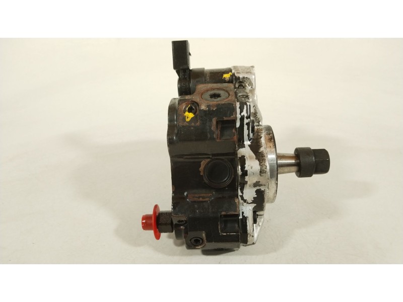 Recambio de bomba inyeccion para bmw 3 (e46) 320 d referencia OEM IAM 7788670 13518511824 044501045
