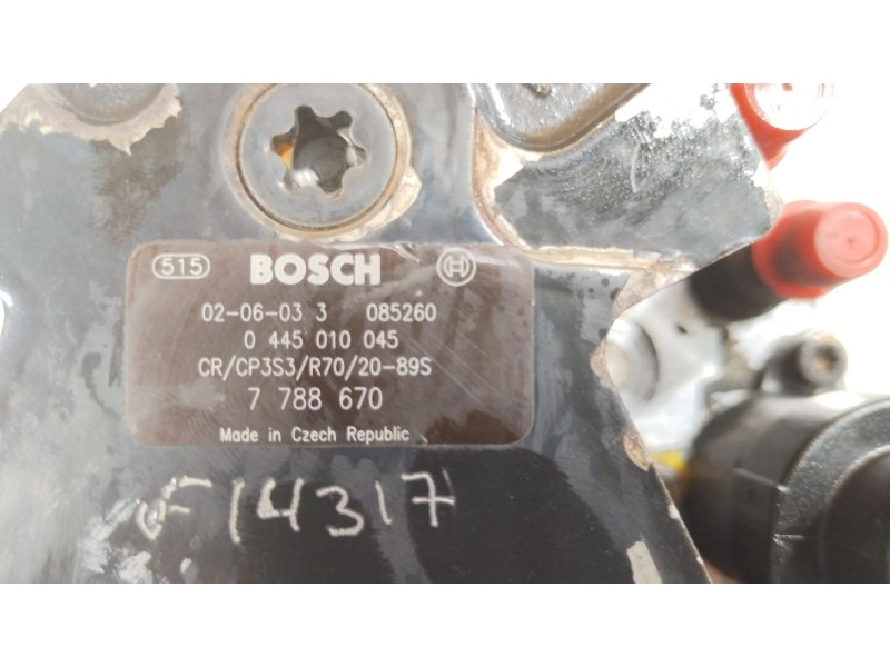 Recambio de bomba inyeccion para bmw 3 (e46) 320 d referencia OEM IAM 7788670 13518511824 044501045