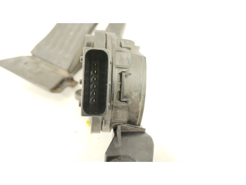 Recambio de potenciometro pedal para hyundai i30 (gd) 1.4 cat referencia OEM IAM 327003X100  