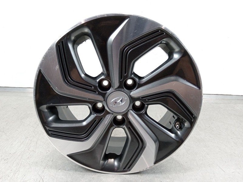 Recambio de llanta para hyundai kona klass hybrid 2wd referencia OEM IAM 52910CM100  