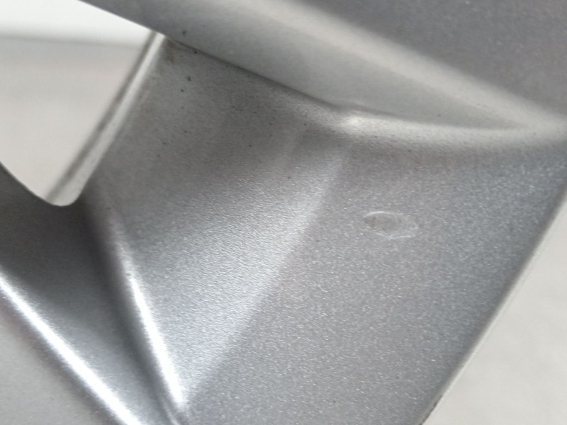 Recambio de llanta para volkswagen t-roc advance referencia OEM IAM 2GA601025  