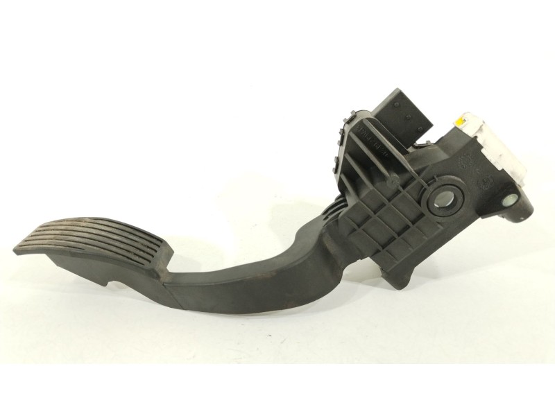 Recambio de potenciometro pedal para opel adam unlimited ecoflex referencia OEM IAM 13305804  