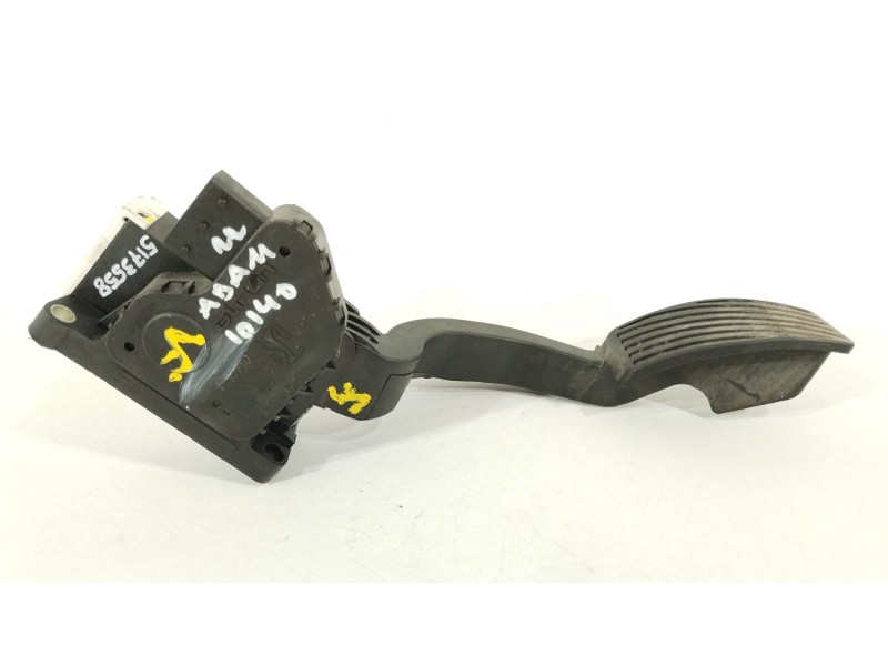 Recambio de potenciometro pedal para opel adam unlimited ecoflex referencia OEM IAM 13305804  