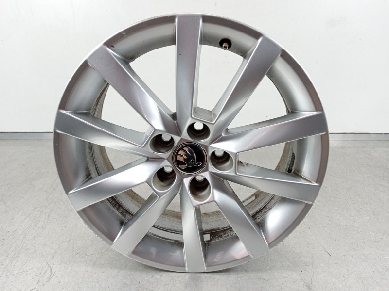 Recambio de llanta para skoda scala (nw1) 1.6 tdi referencia OEM IAM 657601025  