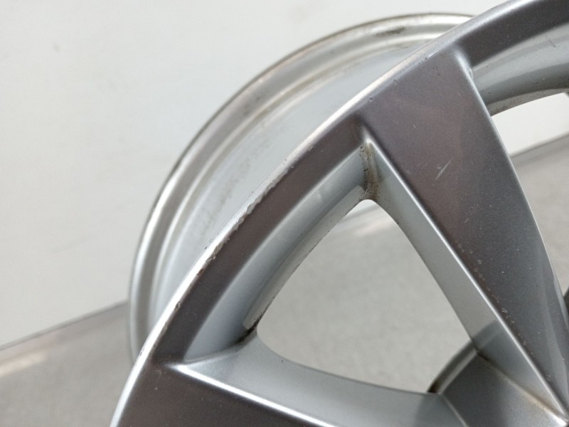 Recambio de llanta para skoda scala (nw1) 1.6 tdi referencia OEM IAM 657601025  