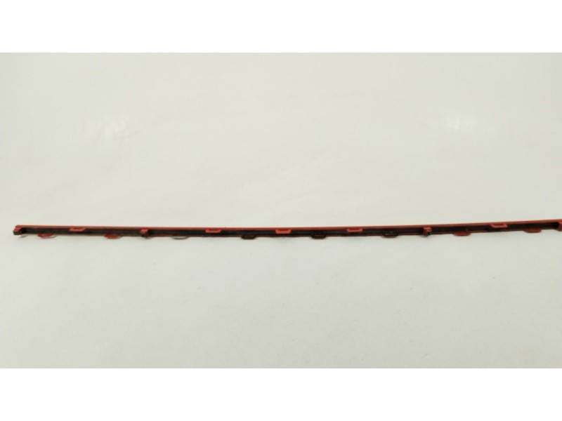 Recambio de moldura para hyundai i30 (pd) n project c referencia OEM IAM 86683G4DA0  