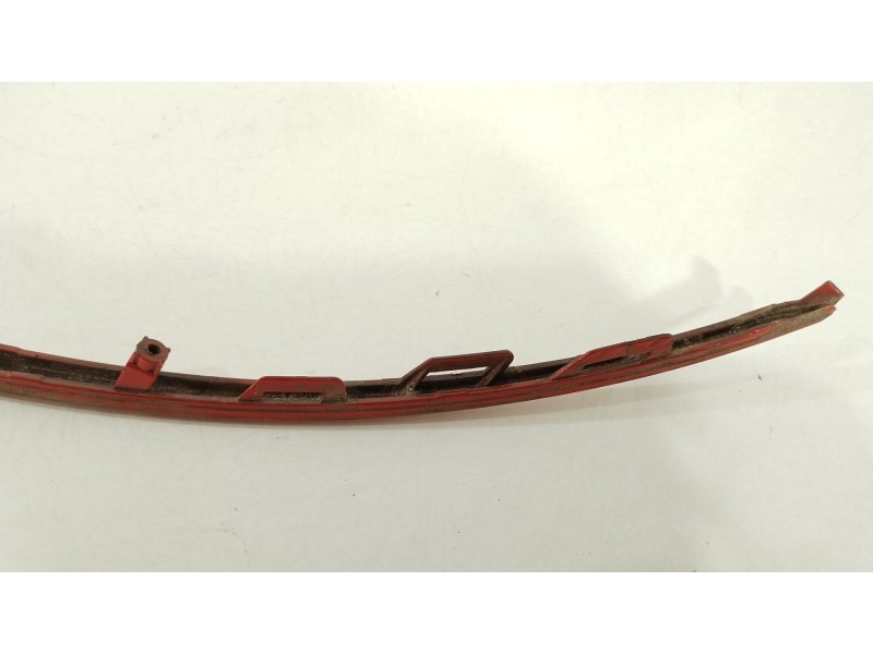 Recambio de moldura para hyundai i30 (pd) n project c referencia OEM IAM 86682G4DA0  