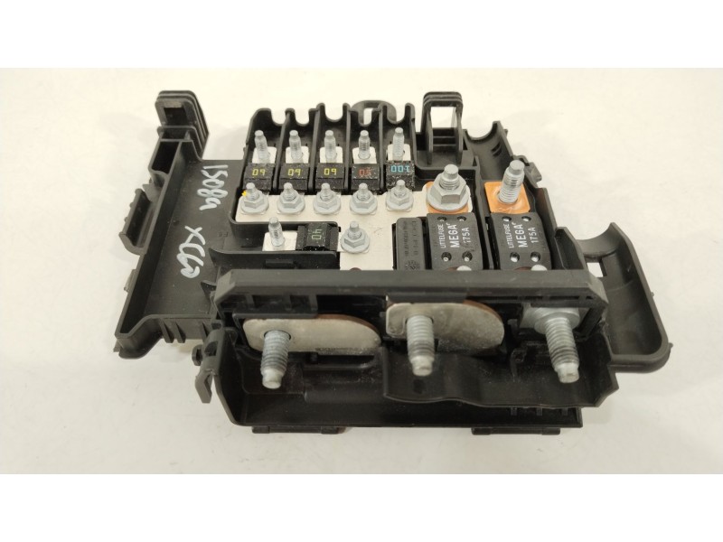 Recambio de caja reles / fusibles para volvo xc60 i suv (156) d3 referencia OEM IAM 30659092  