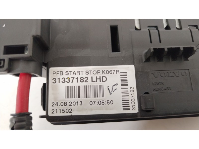 Recambio de caja reles / fusibles para volvo xc60 i suv (156) d3 referencia OEM IAM 31337182  