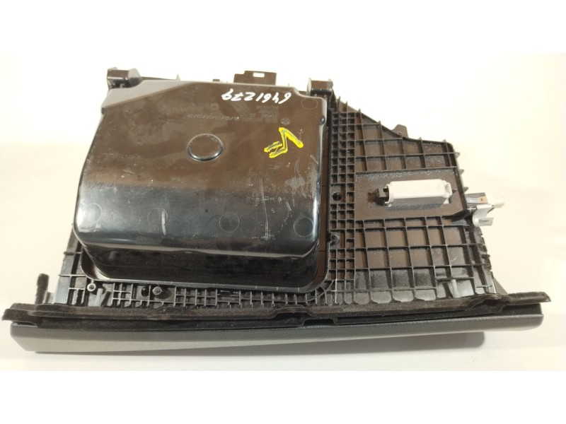 Recambio de guantera para bmw 5 touring (f11) 525 d xdrive referencia OEM IAM 51169166683  51169173907