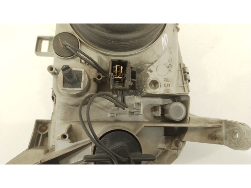 Recambio de faro derecho para nissan micra ii (k11) 1.3 i 16v referencia OEM IAM 260105F206  B60105F206