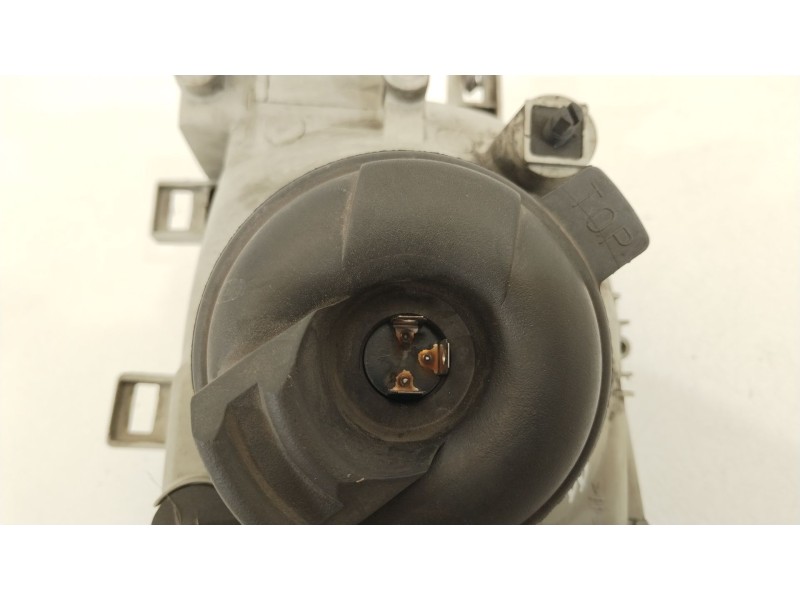 Recambio de faro derecho para nissan micra ii (k11) 1.3 i 16v referencia OEM IAM 260105F206  B60105F206