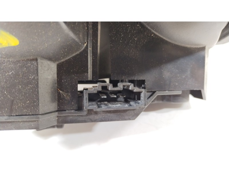 Recambio de piloto trasero izquierdo en porton para volkswagen vento (1h2) 1.6 referencia OEM IAM 1H5945107B  