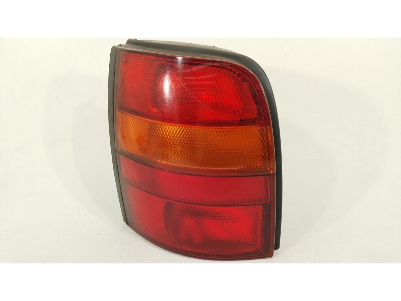 Recambio de piloto trasero izquierdo para nissan micra ii (k11) 1.3 i 16v referencia OEM IAM B65555F301  