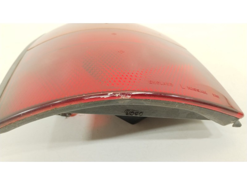 Recambio de piloto trasero izquierdo para nissan micra ii (k11) 1.3 i 16v referencia OEM IAM B65555F301  