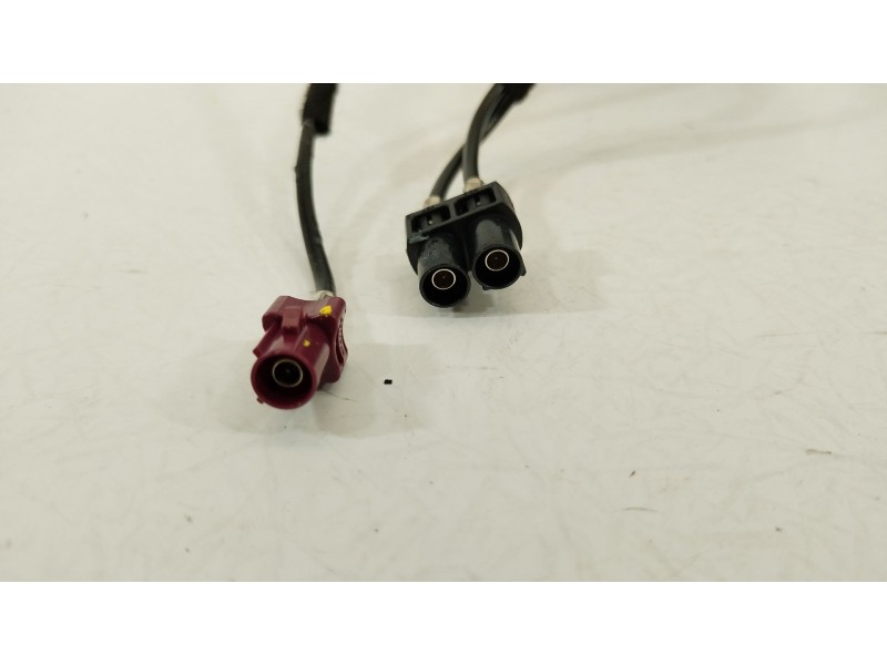 Recambio de antena para ford puma (j2k, cf7) 1.0 ecoboost referencia OEM IAM L1TT19G461DD  