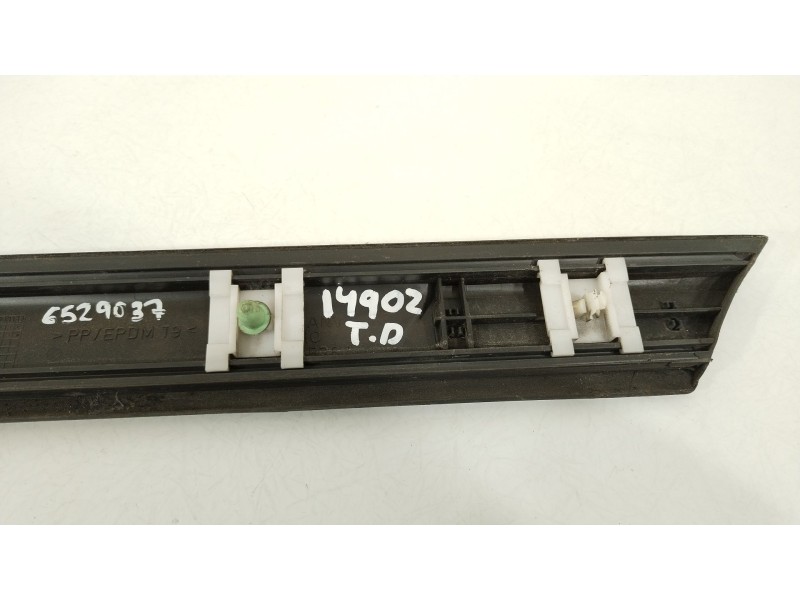 Recambio de moldura para volkswagen golf iii (1h1) 2.0 referencia OEM IAM 1H3853536A  