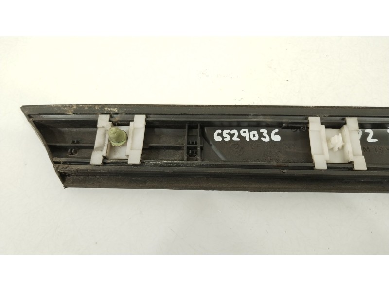 Recambio de moldura para volkswagen golf iii (1h1) 2.0 referencia OEM IAM 1H3853535A  