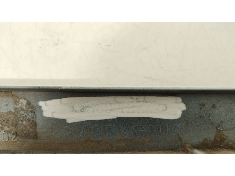 Recambio de moldura para citroën saxo (s0, s1) 1.5 d referencia OEM IAM 9636012777  