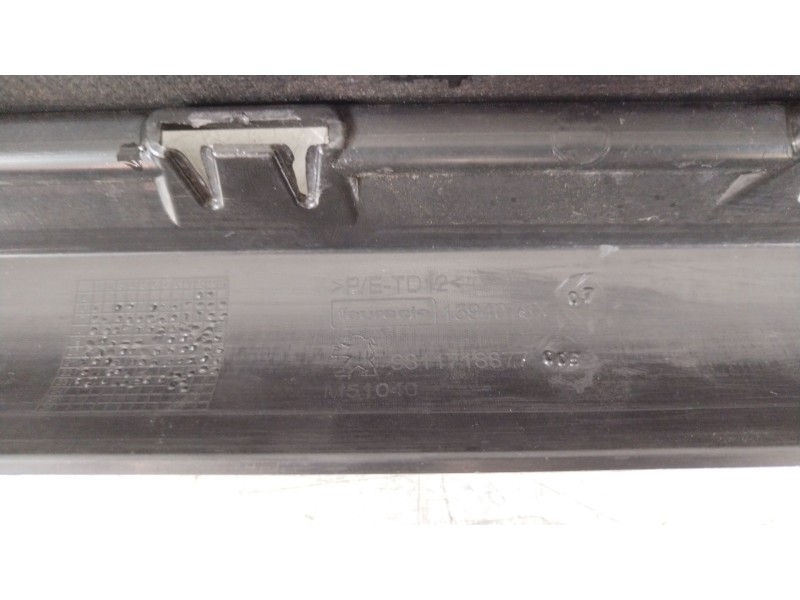 Recambio de rejilla delantera para peugeot traveller autobús (v_) 2.0 bluehdi 145 referencia OEM IAM 9811718877  98117188XT