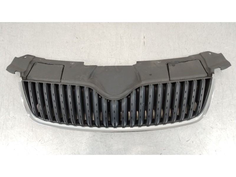 Recambio de rejilla delantera para skoda roomster (5j7) 1.9 tdi referencia OEM IAM 5J0853668A 5J0853123 5J0853124