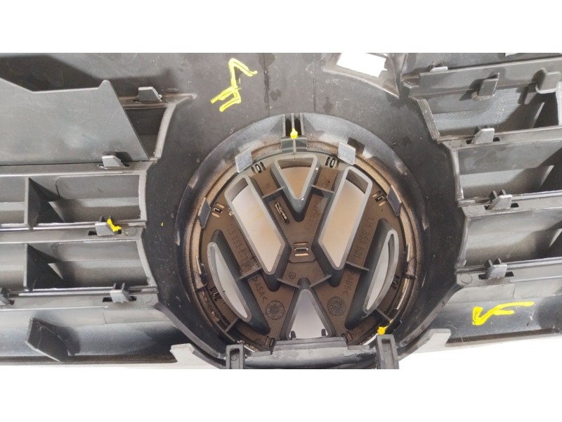 Recambio de rejilla delantera para volkswagen bora i (1j2) 1.9 tdi referencia OEM IAM 1J5853653E  1J5853601