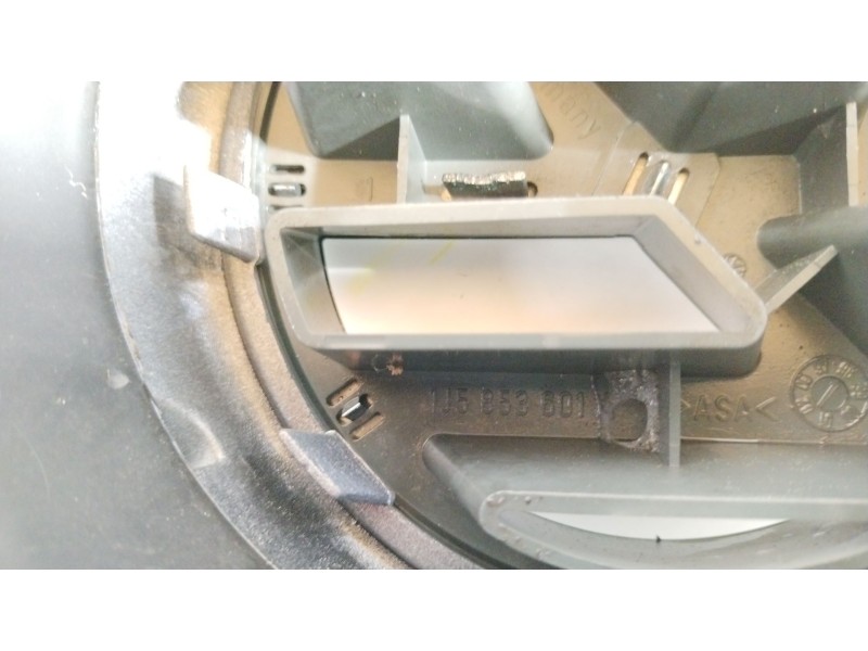 Recambio de rejilla delantera para volkswagen bora i (1j2) 1.9 tdi referencia OEM IAM 1J5853653E  1J5853601