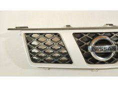 Recambio de rejilla delantera para nissan x-trail (t30) comfort referencia OEM IAM 62310E0303  62310EQ314 2
