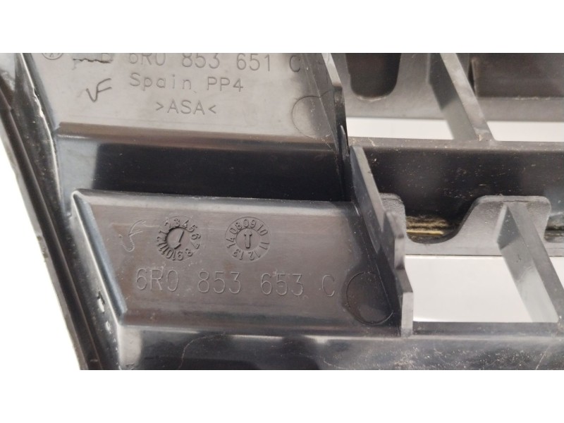 Recambio de rejilla delantera para volkswagen polo v (6r1, 6c1) 1.6 tdi referencia OEM IAM 6R0853651C  6R0853653C
