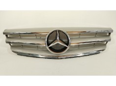 Recambio de rejilla delantera para mercedes-benz clase b (w245) 200 cdi (245.208) referencia OEM IAM A1698800883  A1698880640