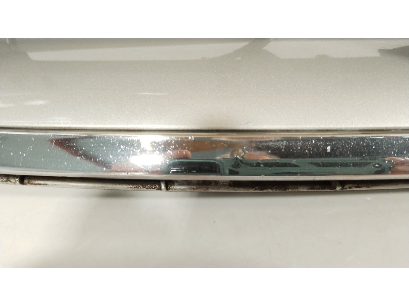 Recambio de rejilla delantera para mercedes-benz clase b (w245) 200 cdi (245.208) referencia OEM IAM A1698800883  A1698880640