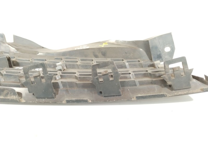 Recambio de rejilla paragolpes izquierda para nissan micra iii (k12) 1.4 16v referencia OEM IAM 62330BC4  62330BC400