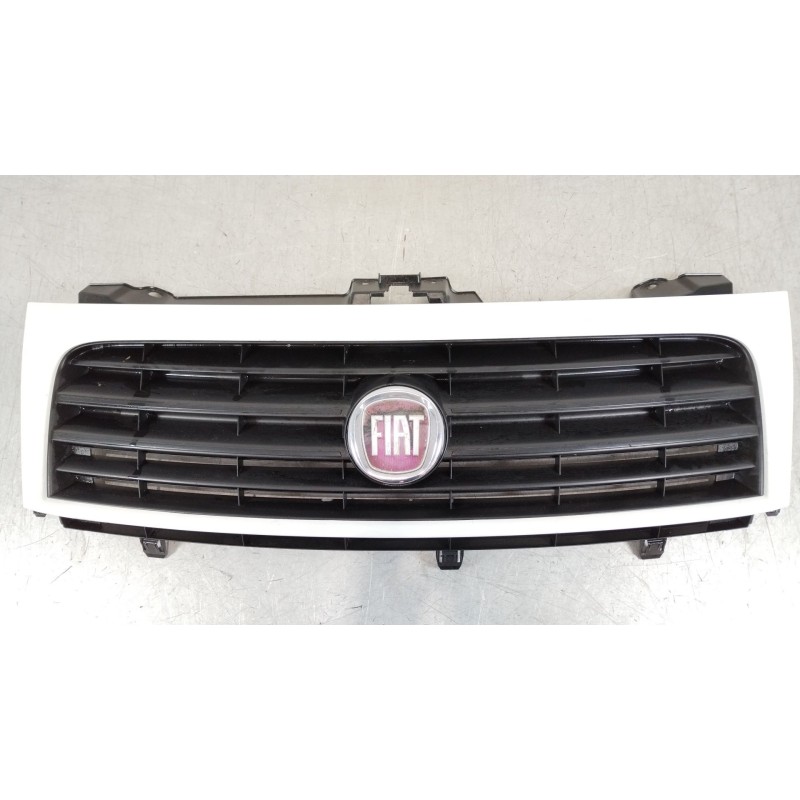 Recambio de rejilla delantera para fiat scudo autobús (270_, 272_) 2.0 d multijet referencia OEM IAM 1497652077  1497652898