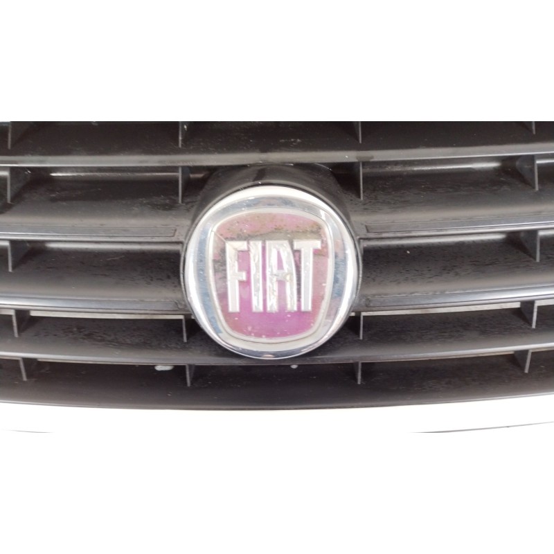 Recambio de rejilla delantera para fiat scudo autobús (270_, 272_) 2.0 d multijet referencia OEM IAM 1497652077  1497652898