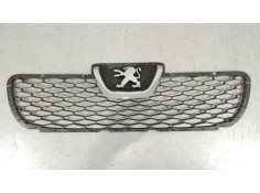 Recambio de rejilla delantera para peugeot boxer furgoneta 2.2 hdi 120 referencia OEM IAM 1306599070  1614288680