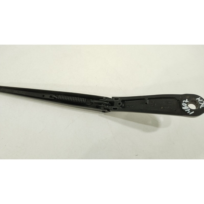 Recambio de brazo limpia delantero derecho para ford puma (j2k, cf7) 1.0 ecoboost referencia OEM IAM H1BB17526BB  