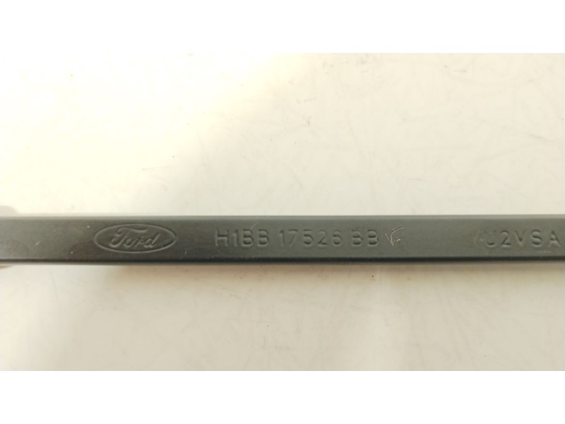 Recambio de brazo limpia delantero derecho para ford puma (j2k, cf7) 1.0 ecoboost referencia OEM IAM H1BB17526BB  