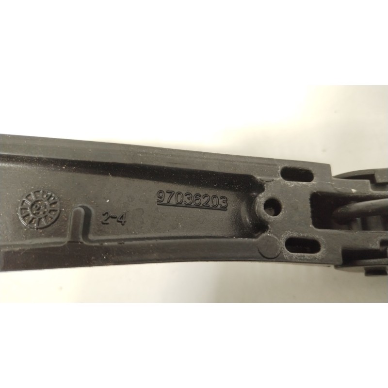 Recambio de brazo limpia delantero derecho para ford puma (j2k, cf7) 1.0 ecoboost referencia OEM IAM H1BB17526BB  