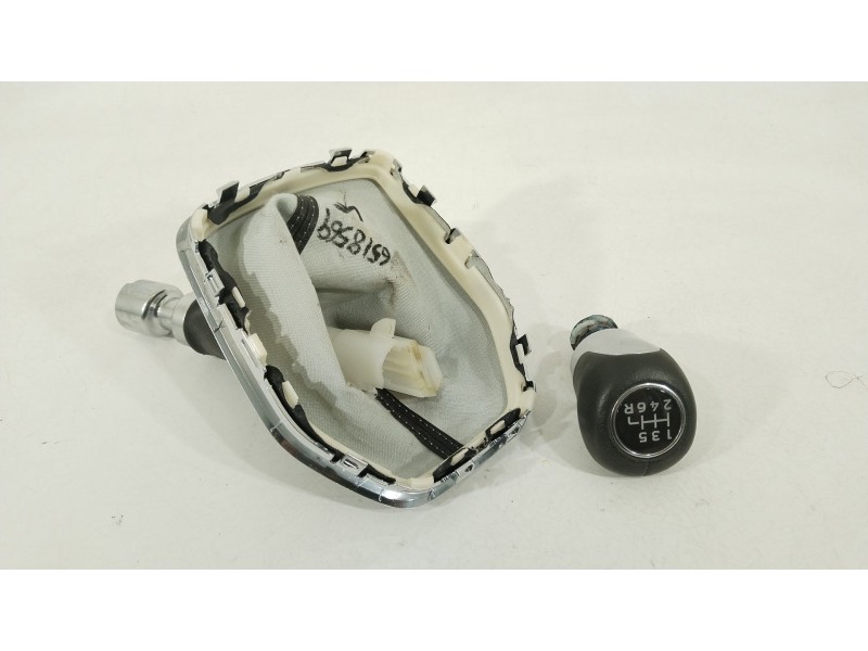 Recambio de pomo palanca cambio para ford puma (j2k, cf7) 1.0 ecoboost referencia OEM IAM H1BR7217BKA  2124861