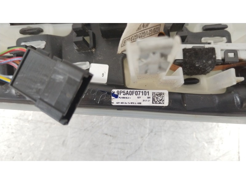 Recambio de moldura para bmw serie 3 berlina (g20) 318d referencia OEM IAM 9P5A0F07101  6848618