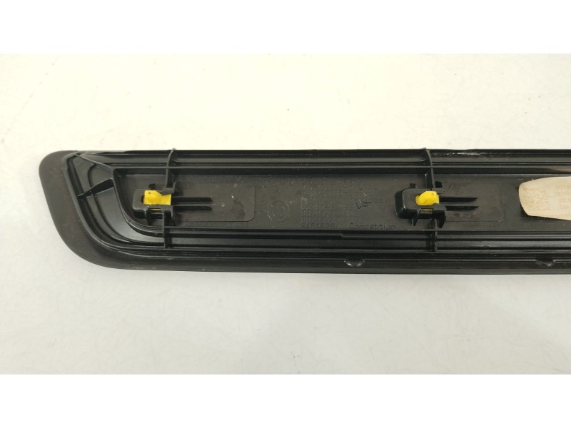 Recambio de moldura para bmw serie 3 berlina (g20) 318d referencia OEM IAM 51478079739  