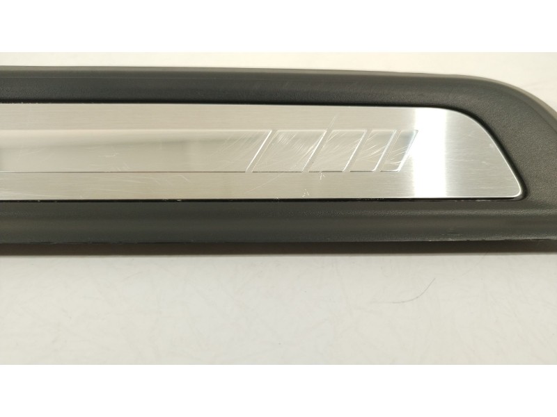 Recambio de moldura para bmw serie 3 berlina (g20) 318d referencia OEM IAM 51478079739  
