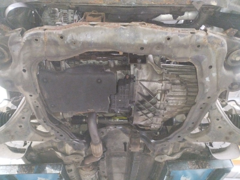 Recambio de puente delantero para hyundai tucson (jm) 2.0 crdi referencia OEM IAM   
