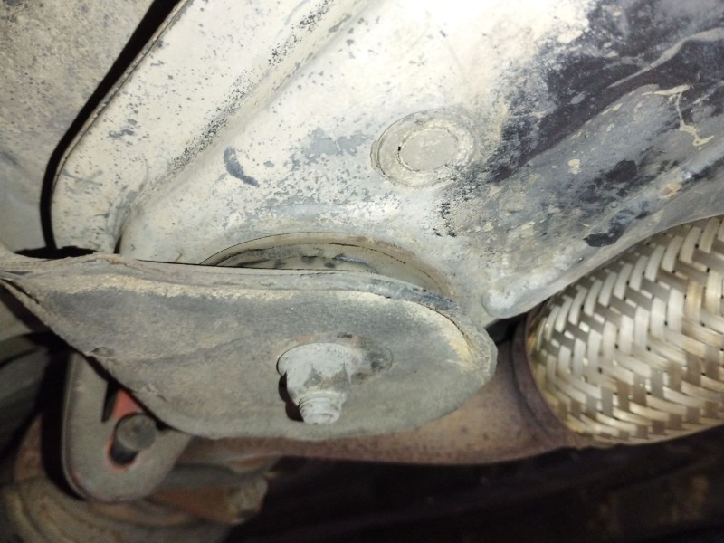 Recambio de puente delantero para hyundai tucson (jm) 2.0 crdi referencia OEM IAM   